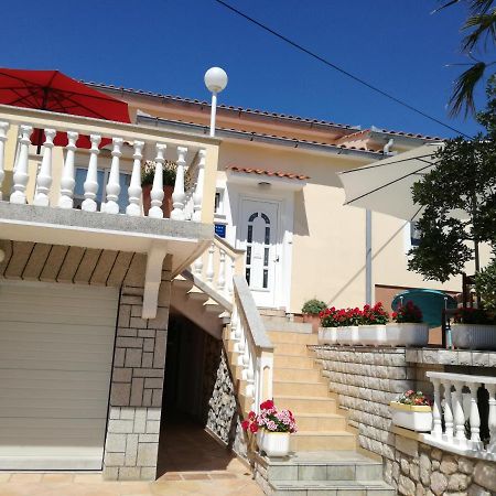 شقة Kampor  في Apartman Larisa المظهر الخارجي الصورة