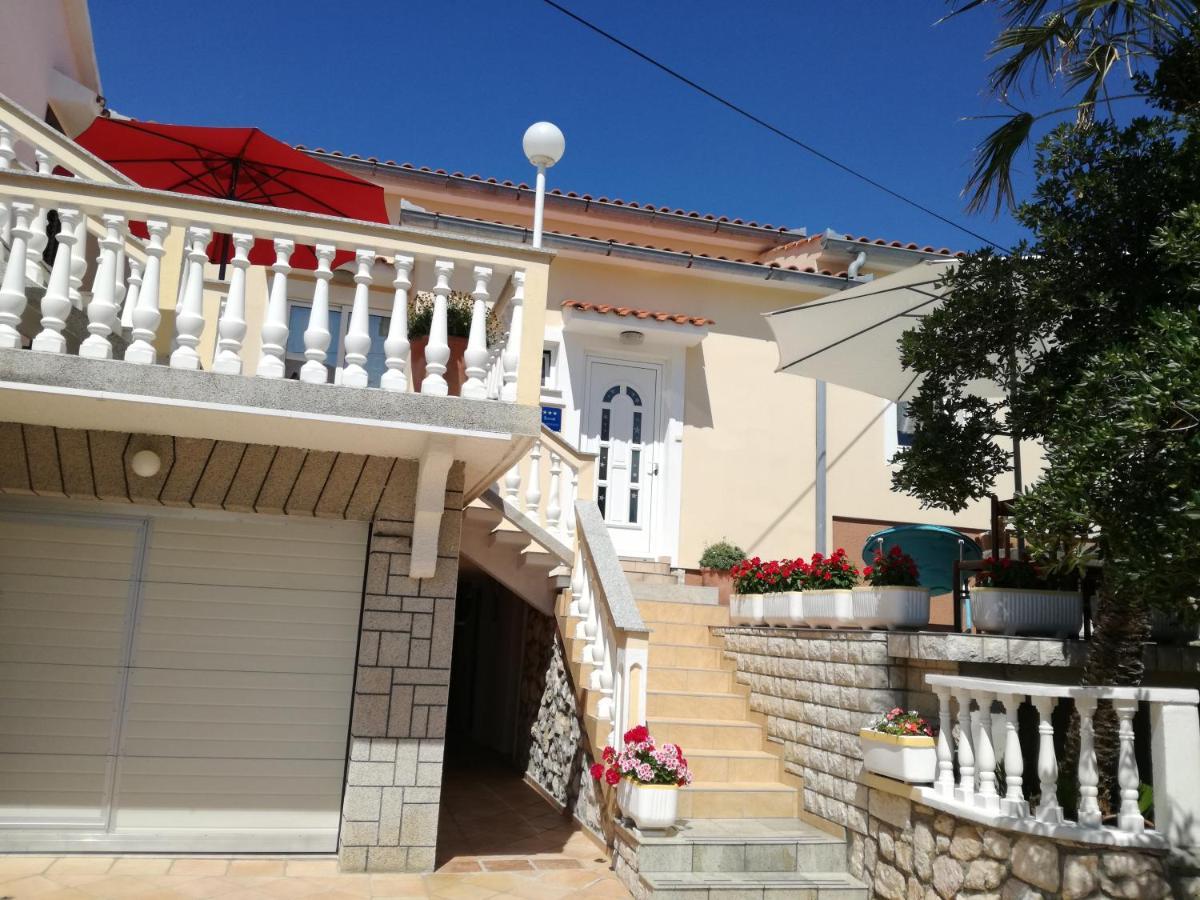 شقة Kampor  في Apartman Larisa المظهر الخارجي الصورة