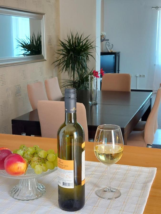 شقة Kampor  في Apartman Larisa المظهر الخارجي الصورة