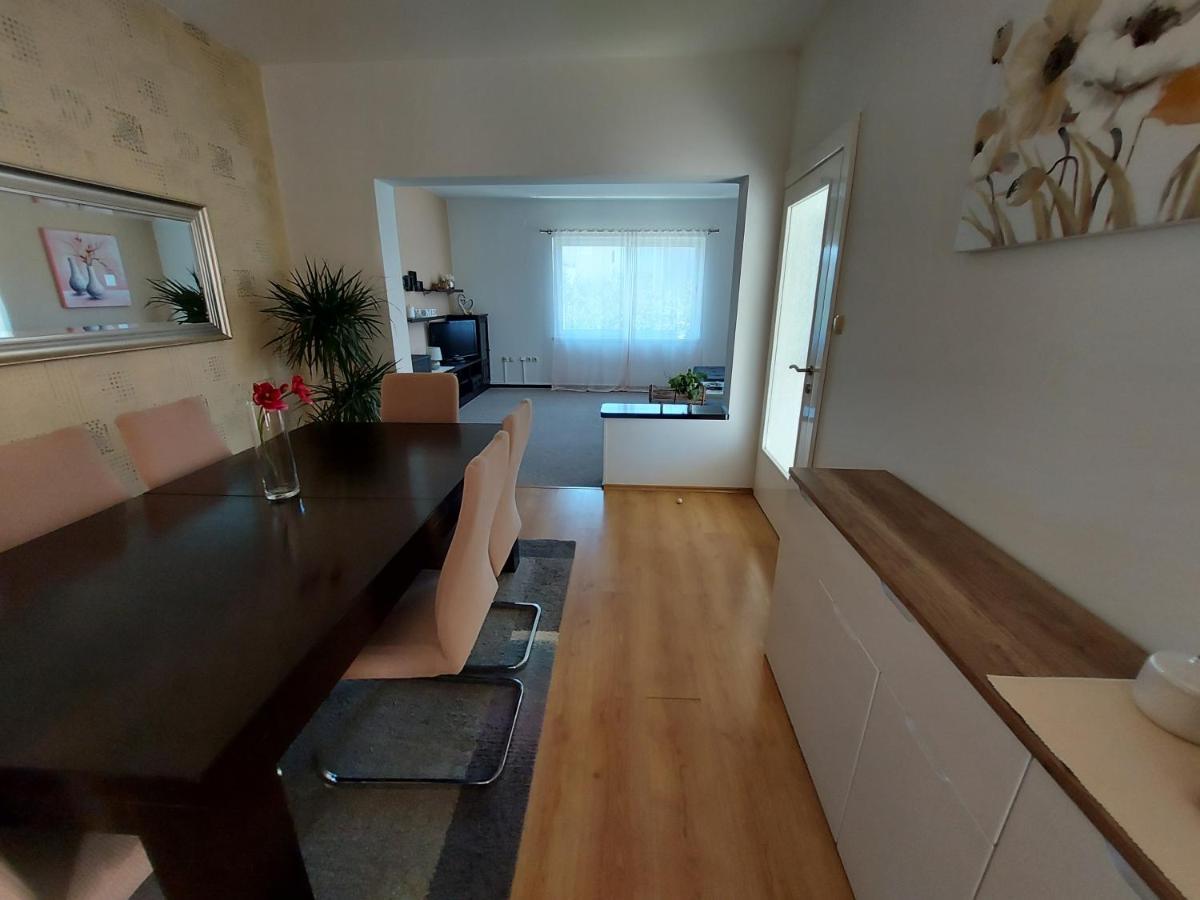 شقة Kampor  في Apartman Larisa المظهر الخارجي الصورة