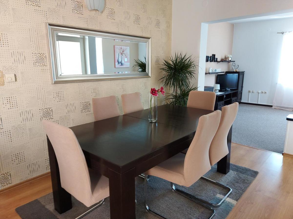 شقة Kampor  في Apartman Larisa المظهر الخارجي الصورة