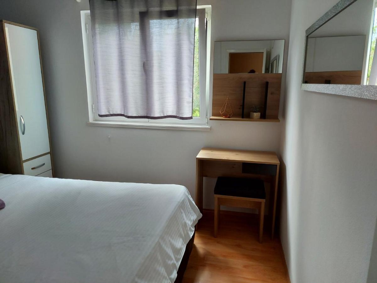 شقة Kampor  في Apartman Larisa المظهر الخارجي الصورة