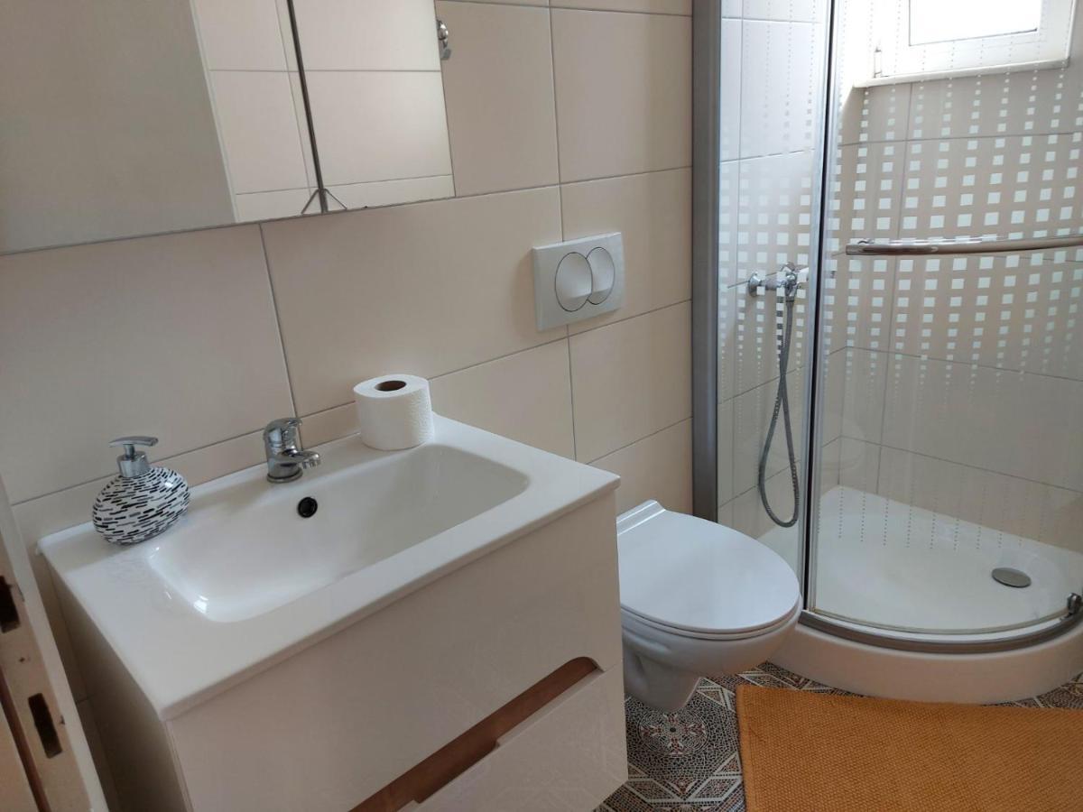 شقة Kampor  في Apartman Larisa المظهر الخارجي الصورة