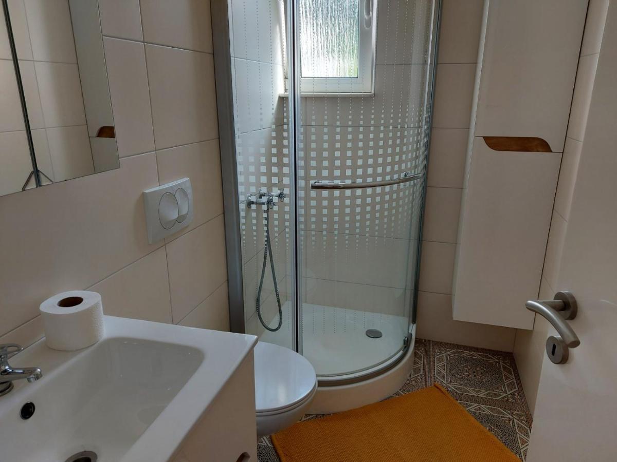 شقة Kampor  في Apartman Larisa المظهر الخارجي الصورة